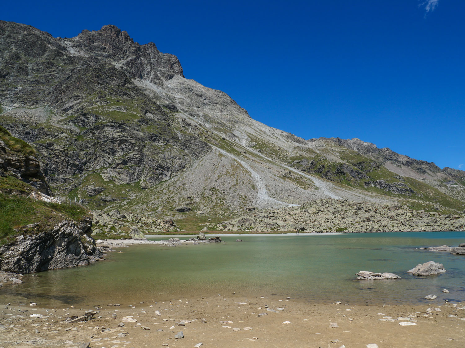 Valle d’Aosta – Bivacco e Lago di Tsan