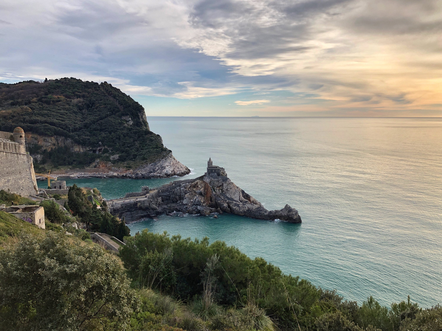Trekking in Liguria: da Marola a Portovenere, per le cave della Castellana