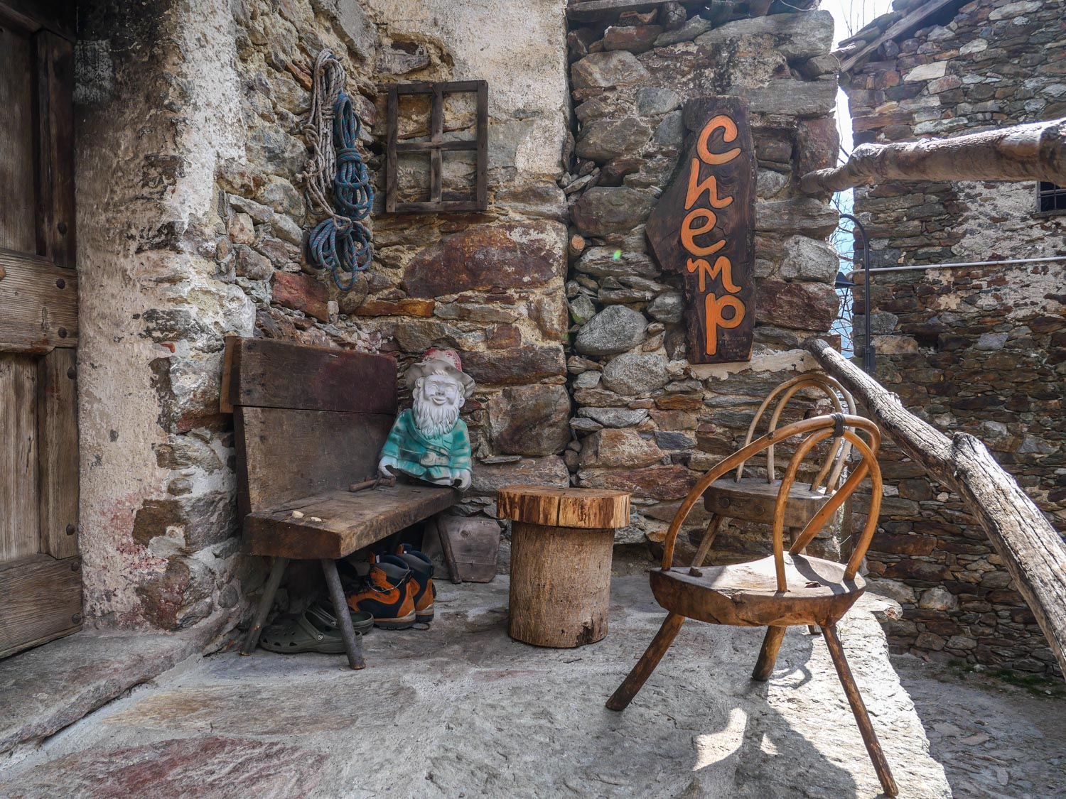 Valle d’Aosta – Visita al Villaggio di Chemp, un museo a cielo aperto