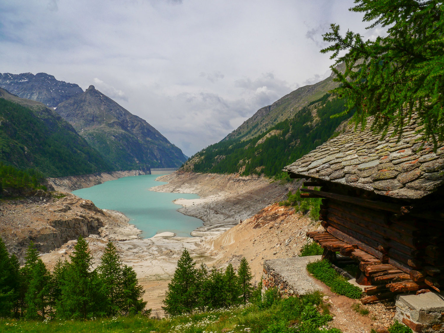 Valle d’Aosta: Valpelline, Rifugio Capanna Aosta